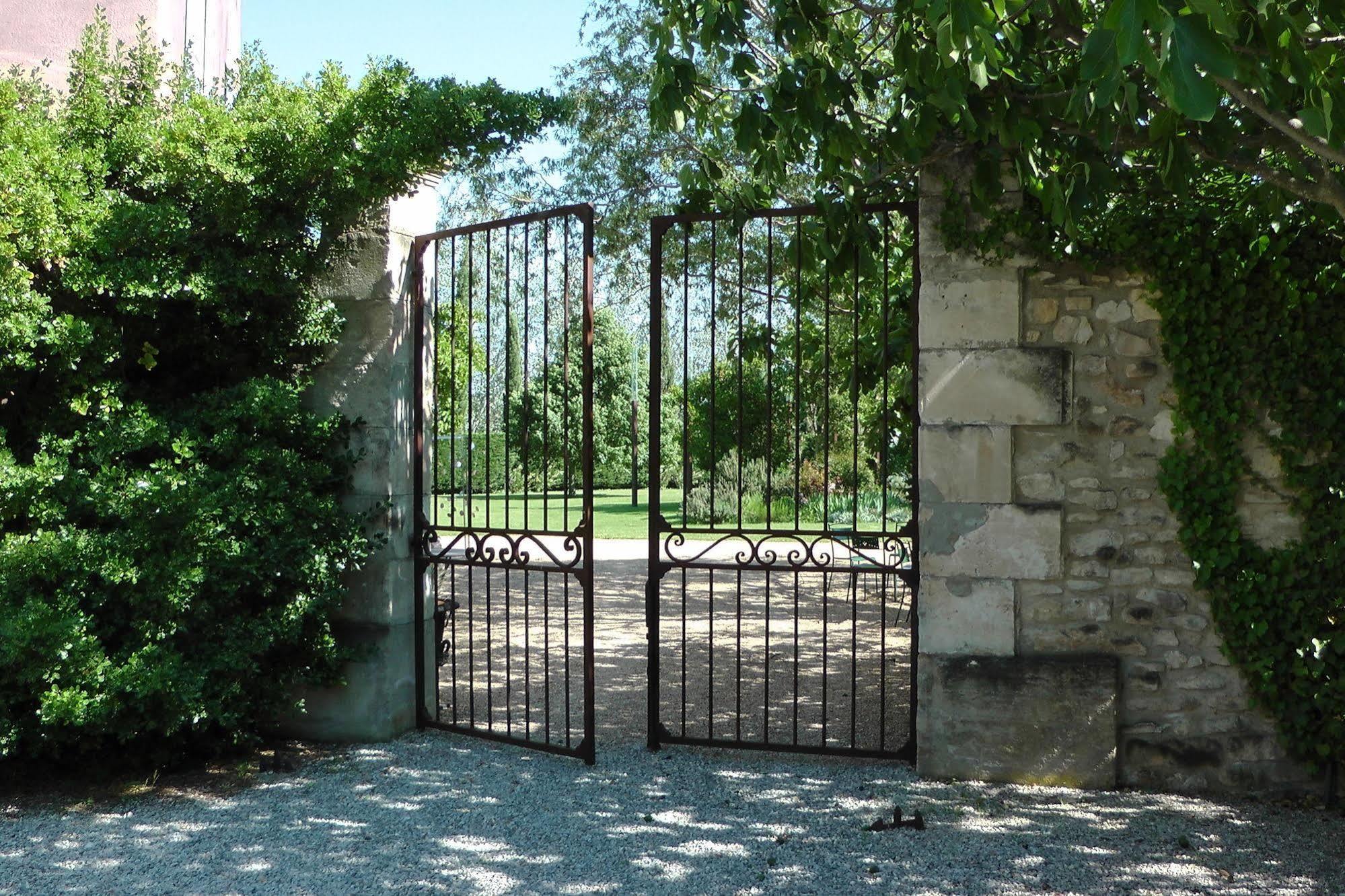 Hotel Bastide Rose Le Thor Exteriér fotografie
